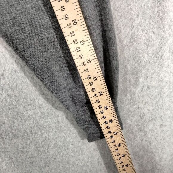 Peter Millar Sweater Mens Size Large 100% Merino Wool V-Neck Gray Pullover Warm - Picture 5 of 10
